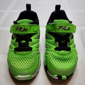 6C Boys/Unisex Fila sneakers